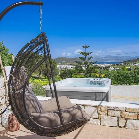 Dom wakacyjny Irini's House With Jacuzzi *